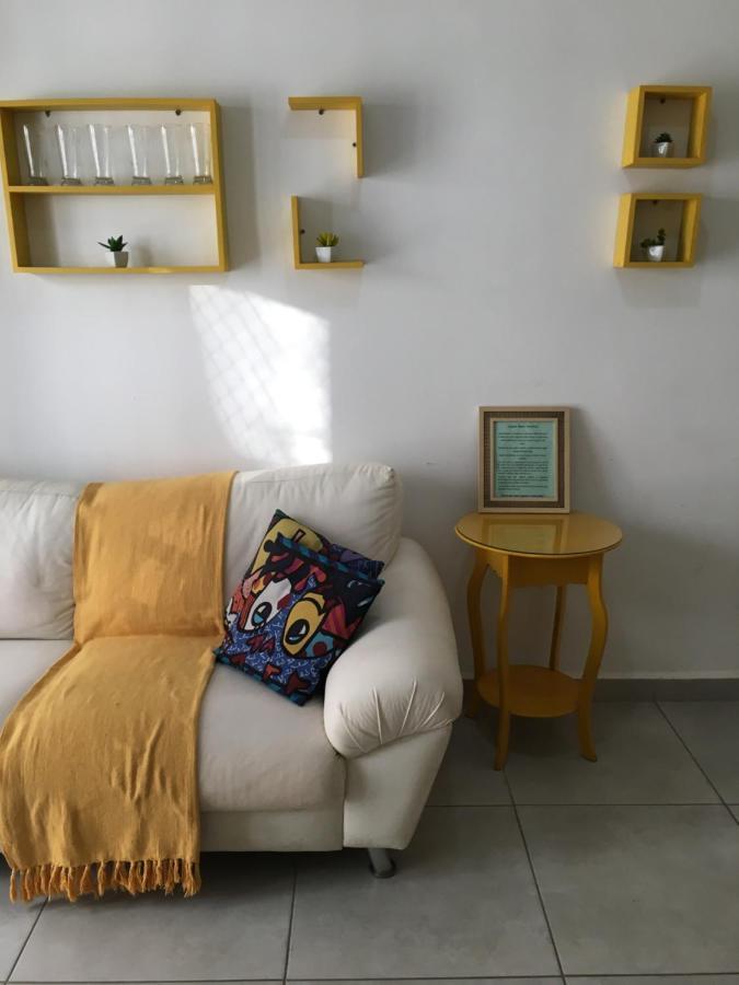 Apê Amarelo Ubatuba Apartamento Exterior foto